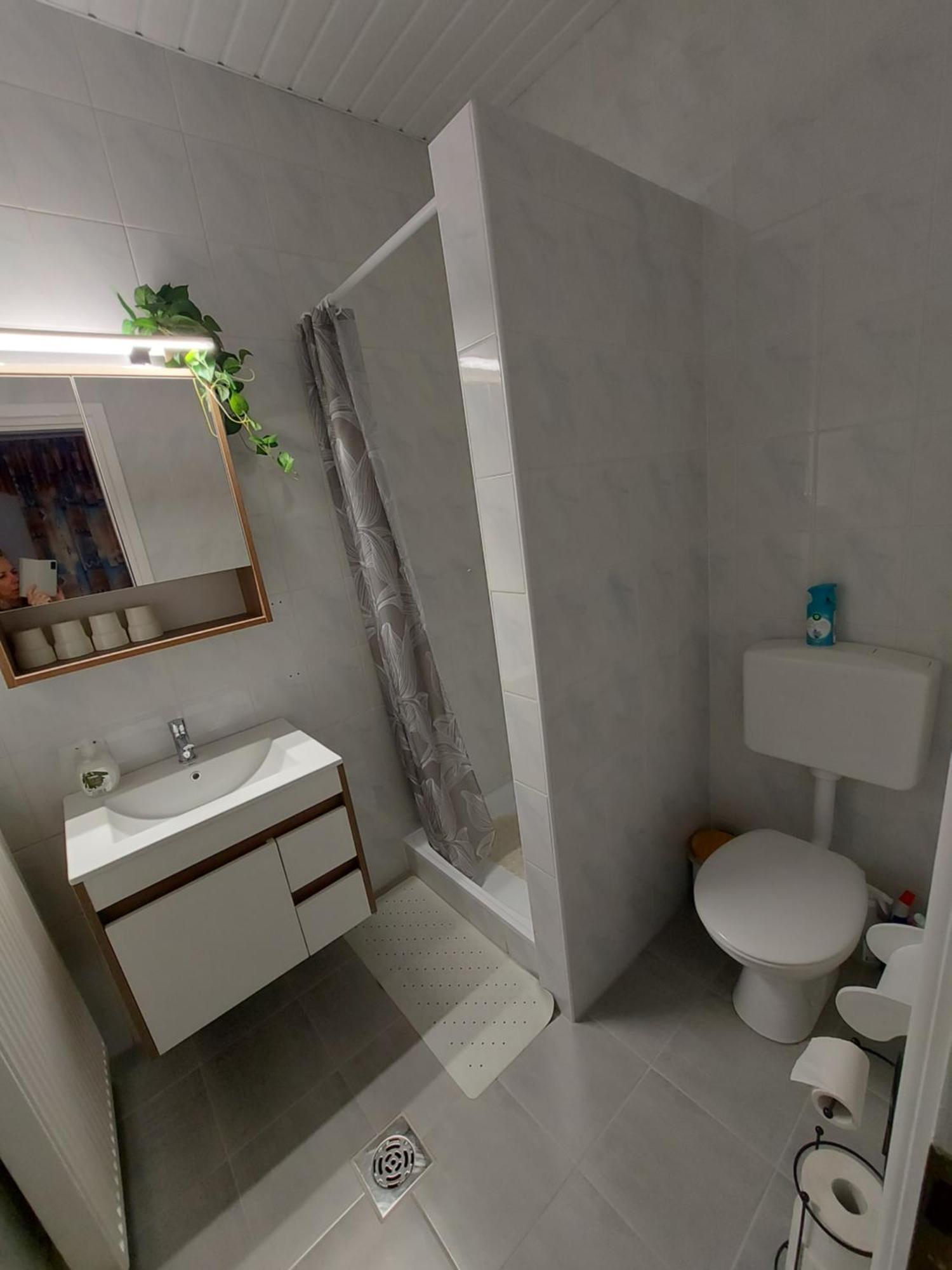Istvan Apartmanok Кестхей Экстерьер фото