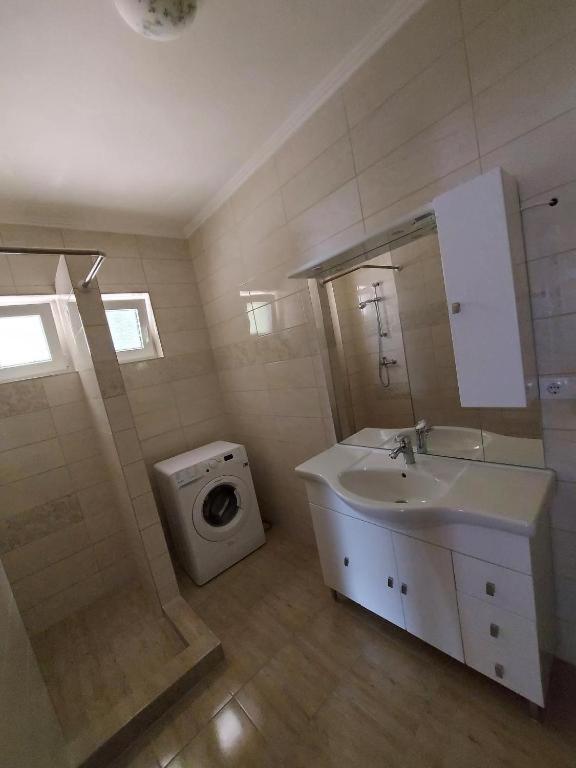 Istvan Apartmanok Кестхей Экстерьер фото